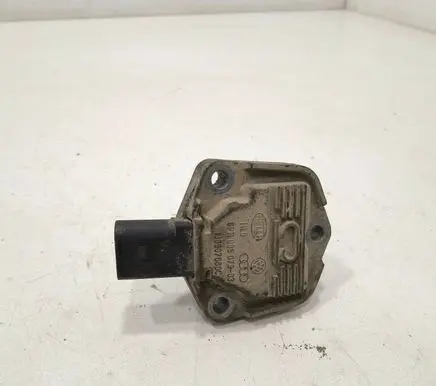 Volkswagen Touran I Oil level sensor 1J0907660C