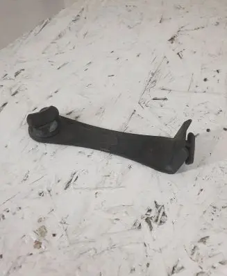 Ford Mondeo MK IV Floor mat clip fixing clamp 8M5J130A90AAW D3U6A