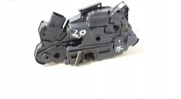 Skoda Citigo Front door lock