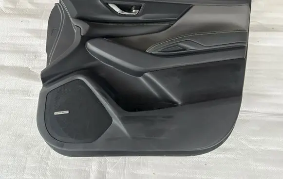 Subaru Ascent Front door card panel trim 94210XC50AVI