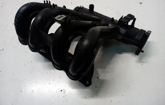 Renault Twingo II Intake manifold 8200973746
