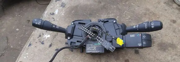 Fog light switch