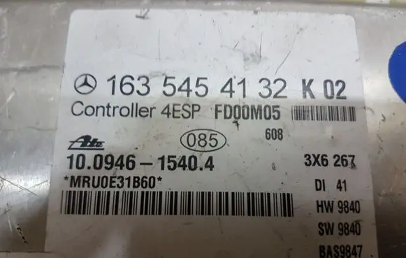 Mercedes-Benz ML W163 Engine control unit/module ECU 1635454132 10094615404
