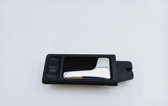 Audi A6 S6 C4 4A Front door interior handle 4A0837020C