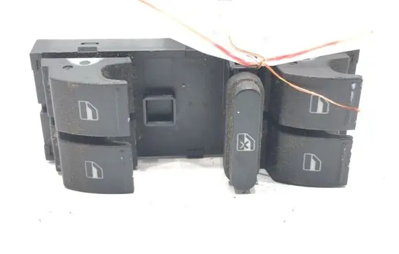 Volkswagen PASSAT B6 Electric window control switch 1K4959857