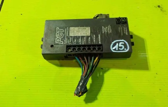Lexus IS 220D-250-350 Other control units/modules ZR1328B 3AB21