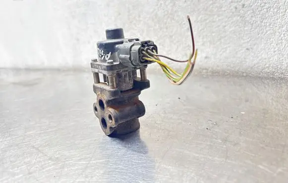 Opel Agila B EGR valve 79077