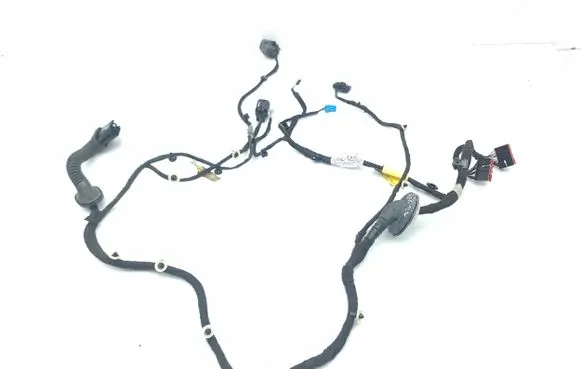 Land Rover Evoque II Rear door wiring loom K8D214632
