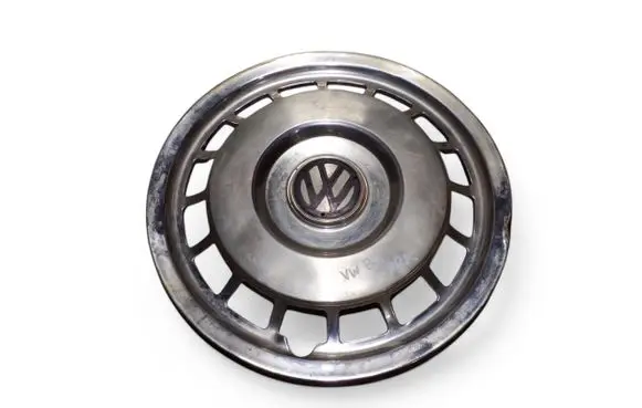 Volkswagen Golf II R13 wheel hub/cap/trim 