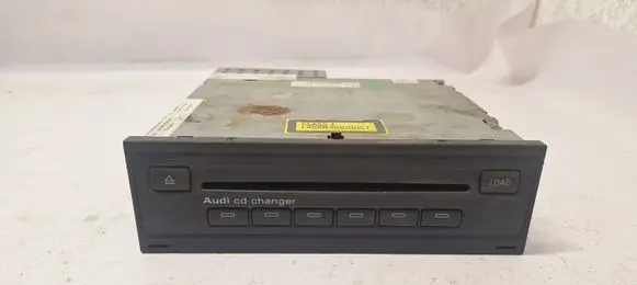 Audi A6 S6 C6 4F CD/DVD changer 4E0035111