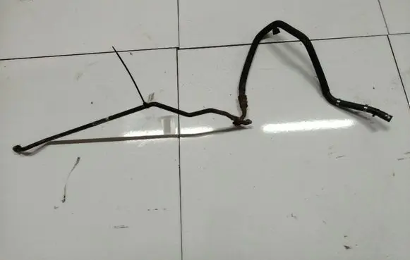 Audi A5 8T 8F Power steering hose/pipe/line 8K2422891A