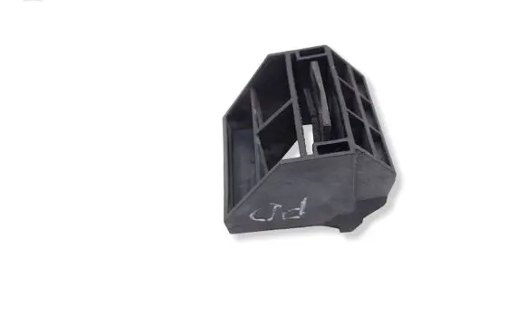 BMW 5 E60 E61 Radiator mount bracket 7542517 17117542517