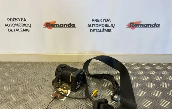 Iveco Daily 35 - 40.10 Front seatbelt