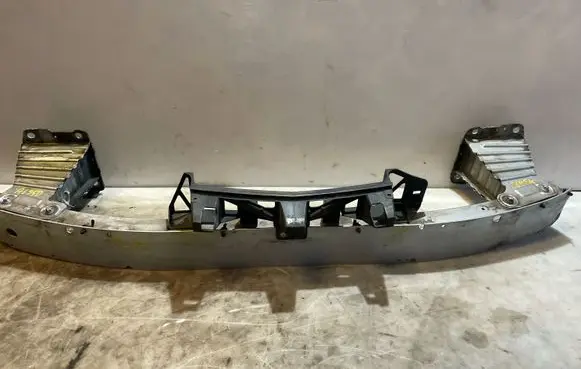 Opel Zafira B Front bumper cross member 24460537