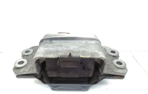 Volkswagen Golf Plus Engine mount bracket 1K0199555