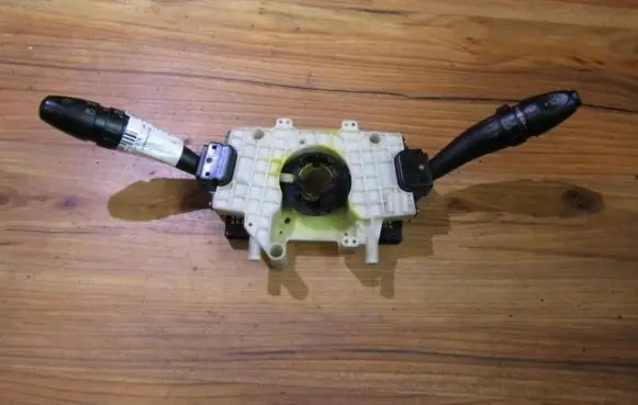 KIA Magentis Wiper turn signal indicator stalk/switch 020705