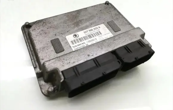 Skoda Fabia Mk1 (6Y) Engine control unit/module 047906033A 3PASJ48 5WP44193