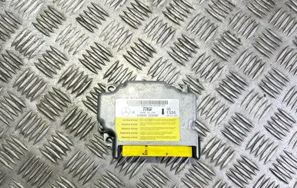 Mercedes-Benz A W169 Airbag control unit/module A1698201326