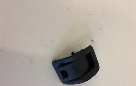 Audi Q7 4M ISOFIX cover 4M0887233