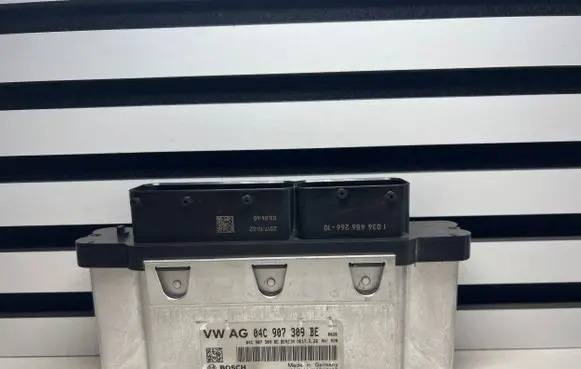 Volkswagen Polo VI Engine control unit/module 04C907309BE