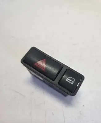 BMW 5 E39 Hazard light switch 61318368920