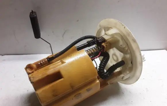 Peugeot 407 In-tank fuel pump 9647084180 0973630990104