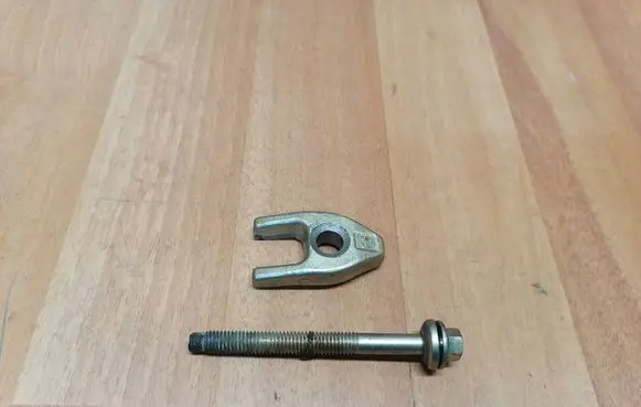 Fuel Injector clamp holder
