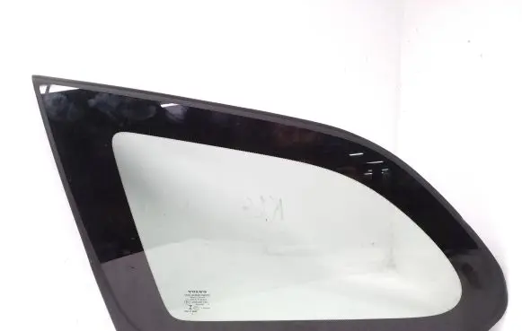 Volvo XC60 Rear side window