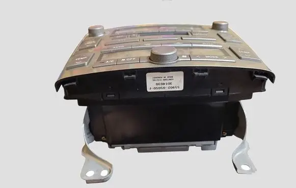 Toyota Avensis T250 Radio/CD/DVD/GPS head unit 8612005080 CQMS6271LAC