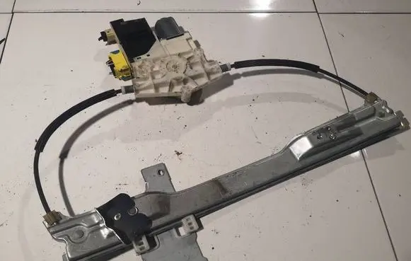 Citroen C4 I Sliding door window regulator with motor