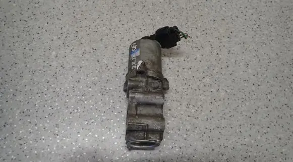 Toyota Avensis T250 EGR thermostat 
