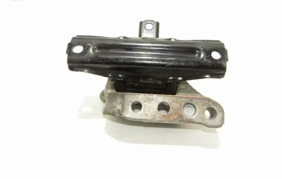 Mitsubishi ASX Engine mount bracket