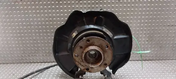 Rear wheel hub spindle/knuckle