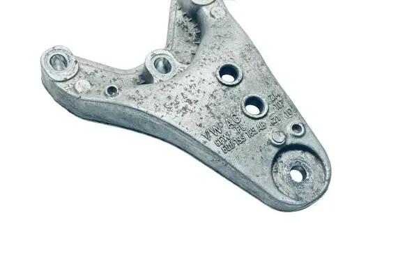 Seat Ibiza IV (6J,6P) Engine mounting bracket 6Q0199185AB