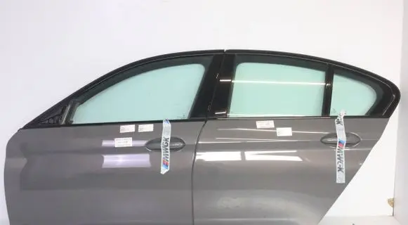 BMW 5 G30 G31 G38 Front door 987465522