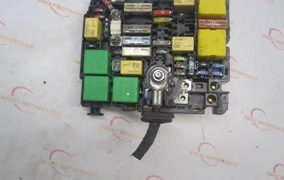 Peugeot 208 I BSM Control unit 452585205