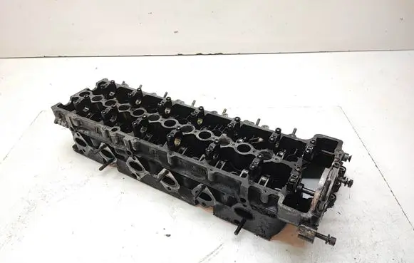 BMW 5 E60 E61 Engine head 7792753