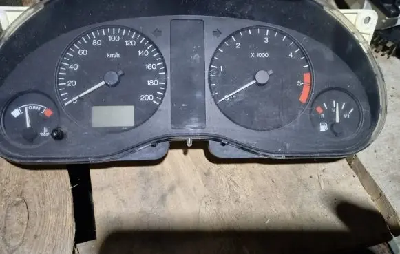 Ford Galaxy Speedometer (instrument cluster) 95VW10849D VBDF0037276 S662HL