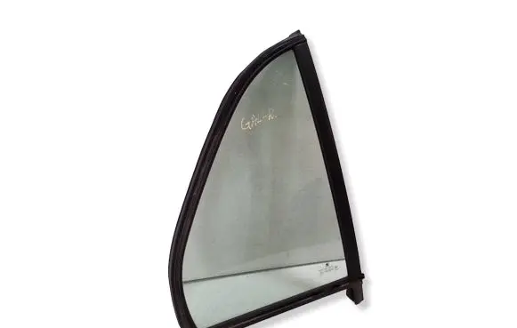 Skoda Fabia Mk1 (6Y) Rear vent window glass 6Y6845210A