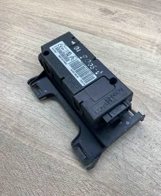 Peugeot 3008 I Bluetooth control unit module 9665183080