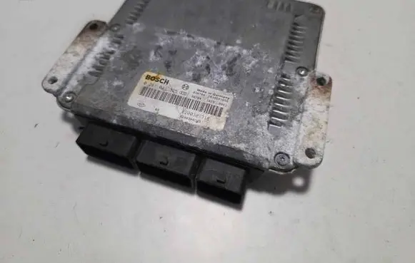 Renault Espace - Grand espace IV Engine control unit/module 0281011325