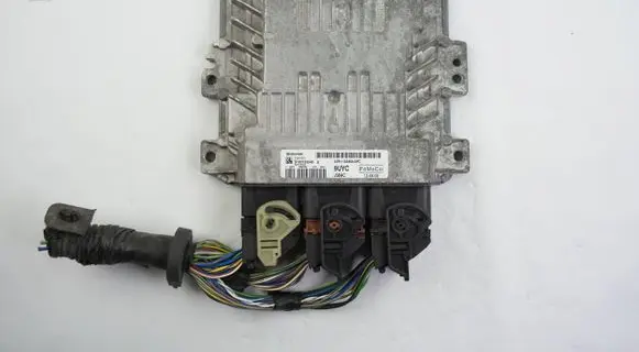 Ford C-MAX II Engine control unit/module AV6112A650AFC S180133046A