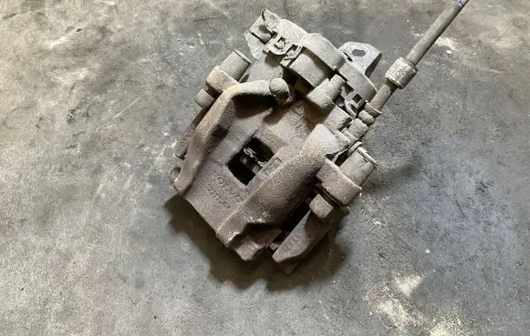 Volvo XC90 Rear brake caliper 31687555 32401670