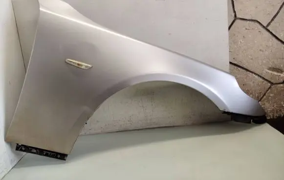 BMW 5 E60 E61 Fender 