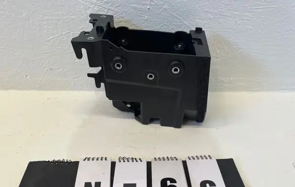 Volvo V60 Battery box tray 31652062