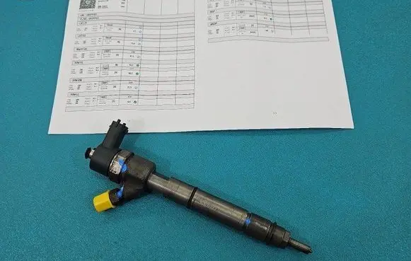 Fuel injector