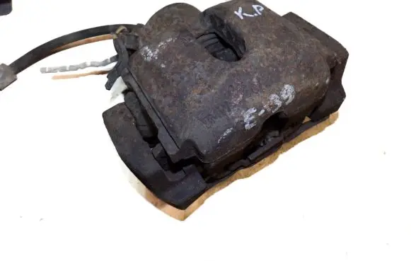 BMW 5 E39 Front brake caliper