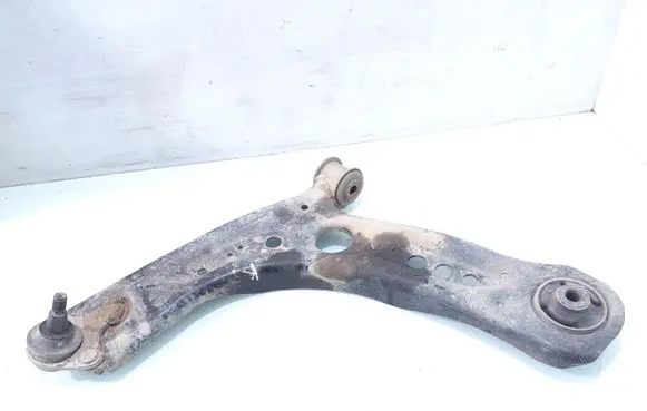 Skoda Octavia Mk3 (5E) Front lower control arm/wishbone 5Q0407151