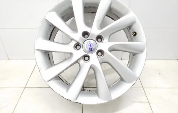 Volvo V60 R17 alloy rim 31341739
