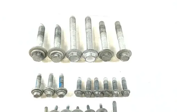 Ford Mustang VI Nuts/bolts 
